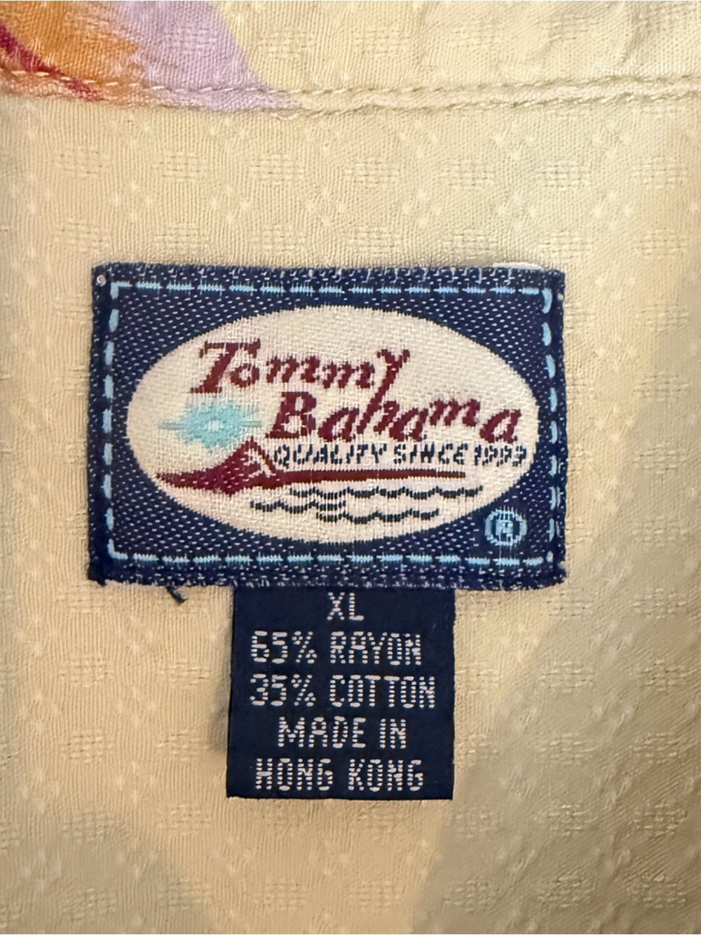 Tommy Bahama Men’s XL Yellow Tropical Bird of Paradise Camp Shirt Button Down - Picture 11 of 12